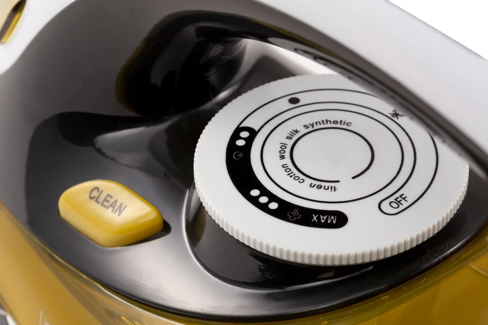 Hekur për hekurosje Camry CR 5029, 2400 W, i zi/i verdhë