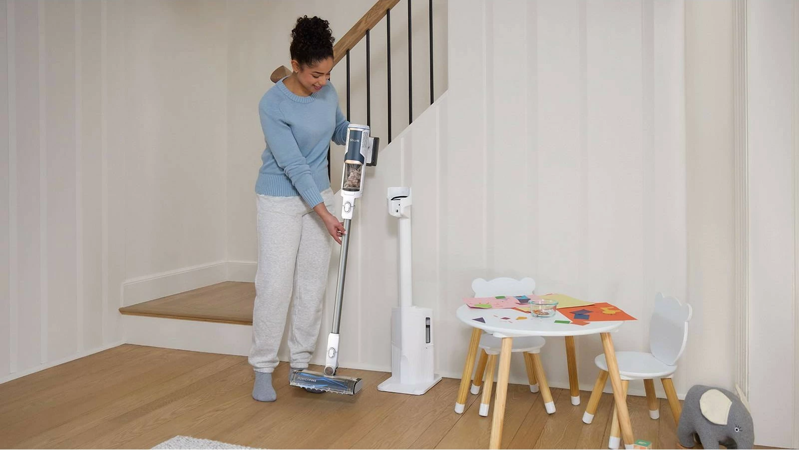 Fshesë elektrike Shark BU3521EU, 2-në-1, pa qese, blu, bardhë