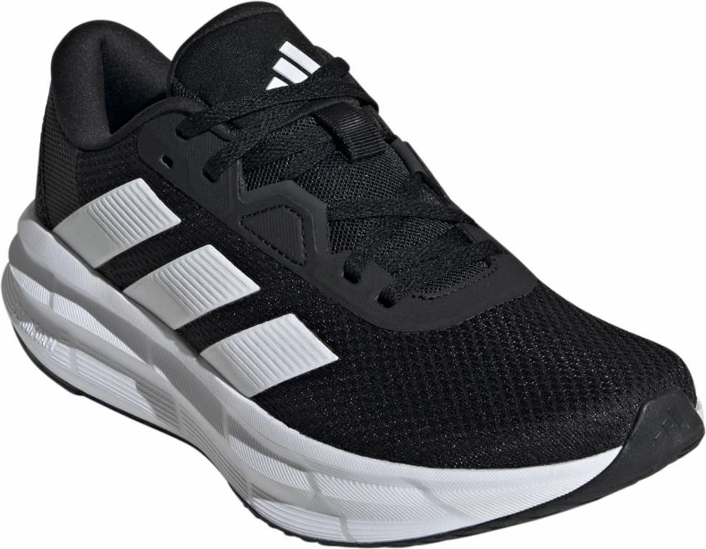 Atlete për femra adidas, të bardha
