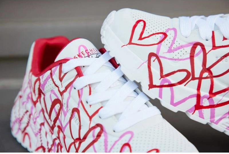 Atlete femra Skechers, të bardha