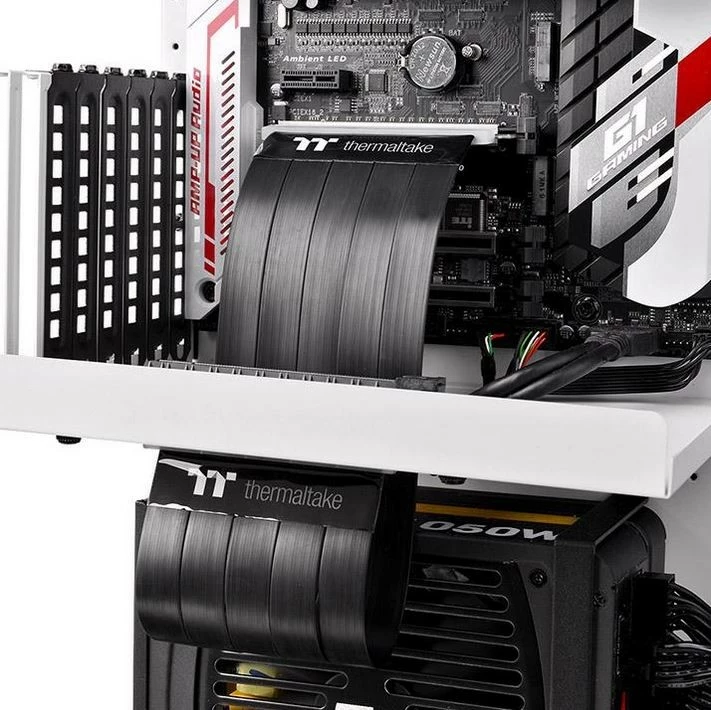 Kabllo zgjatës PCI-E 3.0 X16 Thermaltake TT Premium, 300mm, e zezë