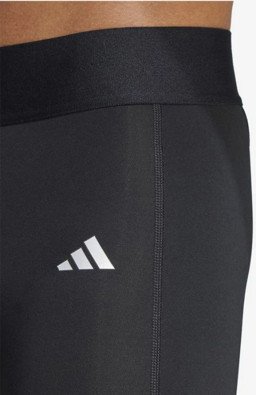 Shorce adidas për meshkuj, të zeza