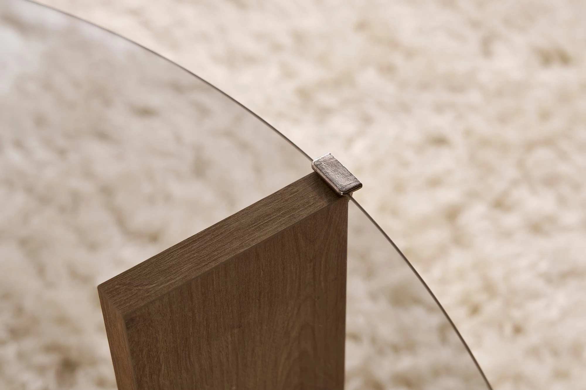 Tavolinë kafeje Nordure, Clara, ngjyrë lis safir, fume