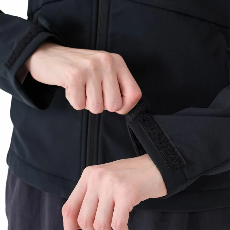 Jakne për femra 4F, e zezë