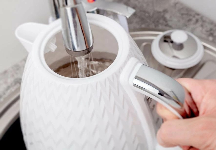 Ibrik elektrik Eldom C265B NELA, 1.7L, Bardhë