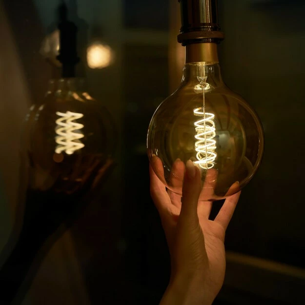 Llambë smart Shelly Vintage G125, Wi-Fi, LED, E27, ngjyrë kafe e lehtë