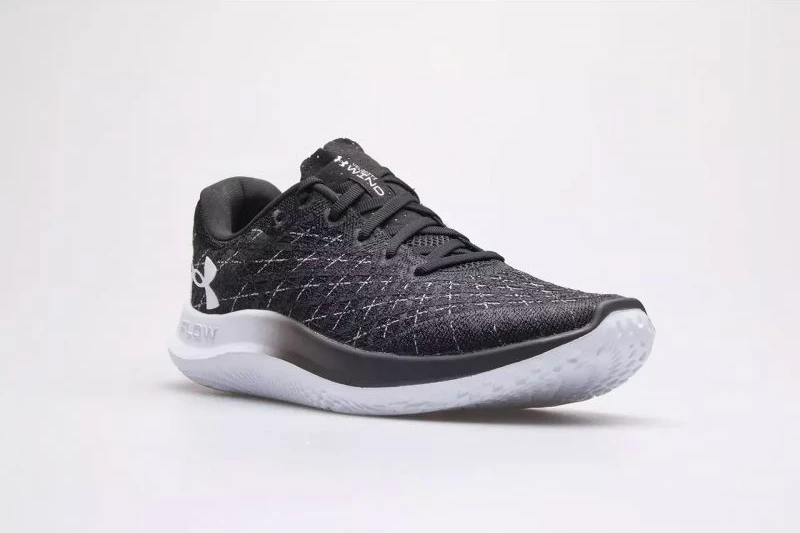 Atlete për meshkuj Under Armour, të zezë