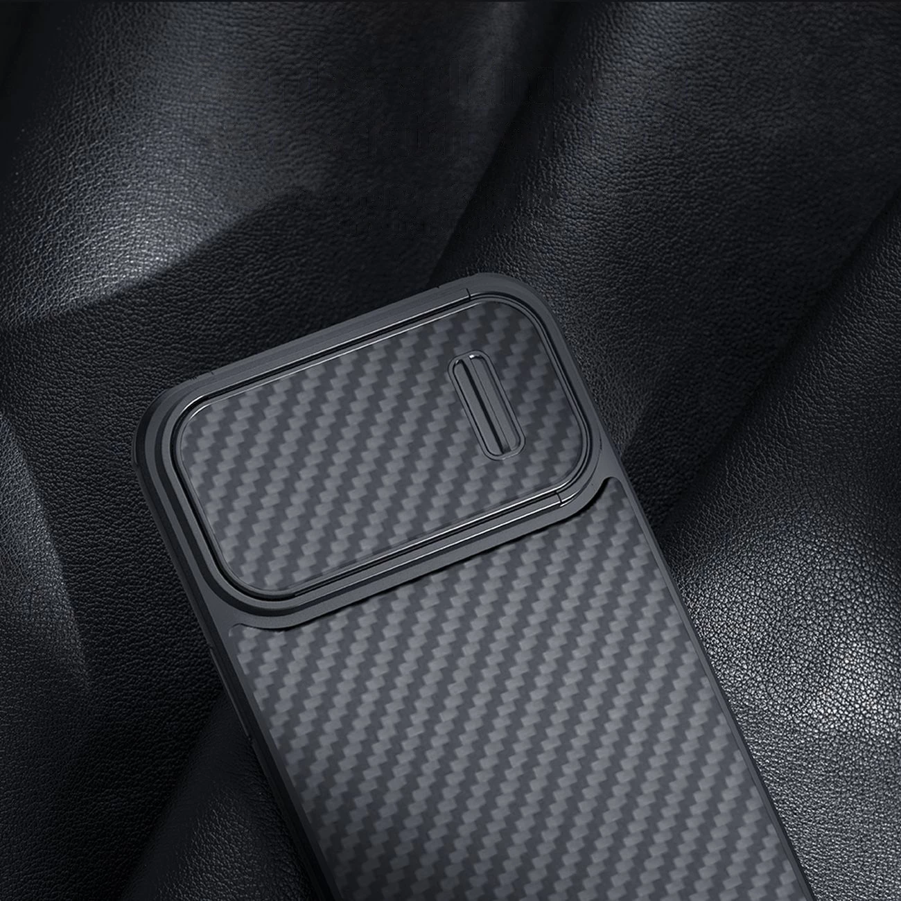 Mbështjellës Nillkin Synthetic Fiber S Case për iPhone 14, me kapak kamere, i zi