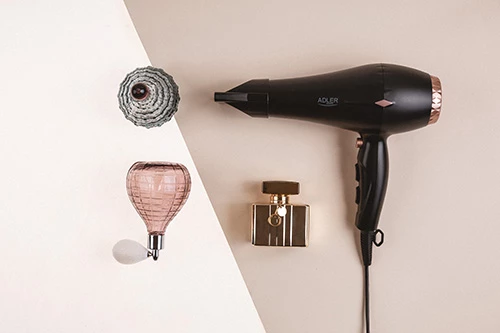 Tharëse flokësh, Adler AD 2244, 2000W, ION, 2 shpejtësi, 3 temperatura, funksion ajër i ftohtë, motor AC, difuzor dhe koncentrator, kabllo 3m, e zezë