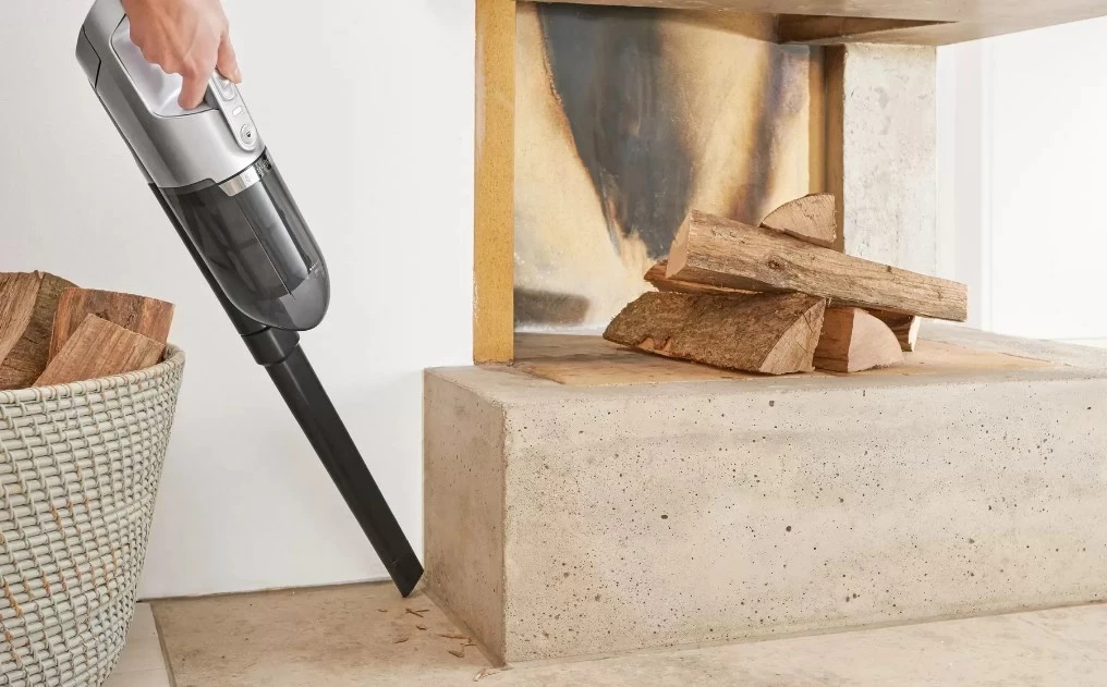 Fshesë elektrike Bosch Serie 4 BCH3P2301, pa qese, 0.4 L, e bardhë