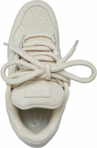 Atlete femra Karl Kani, bezhë