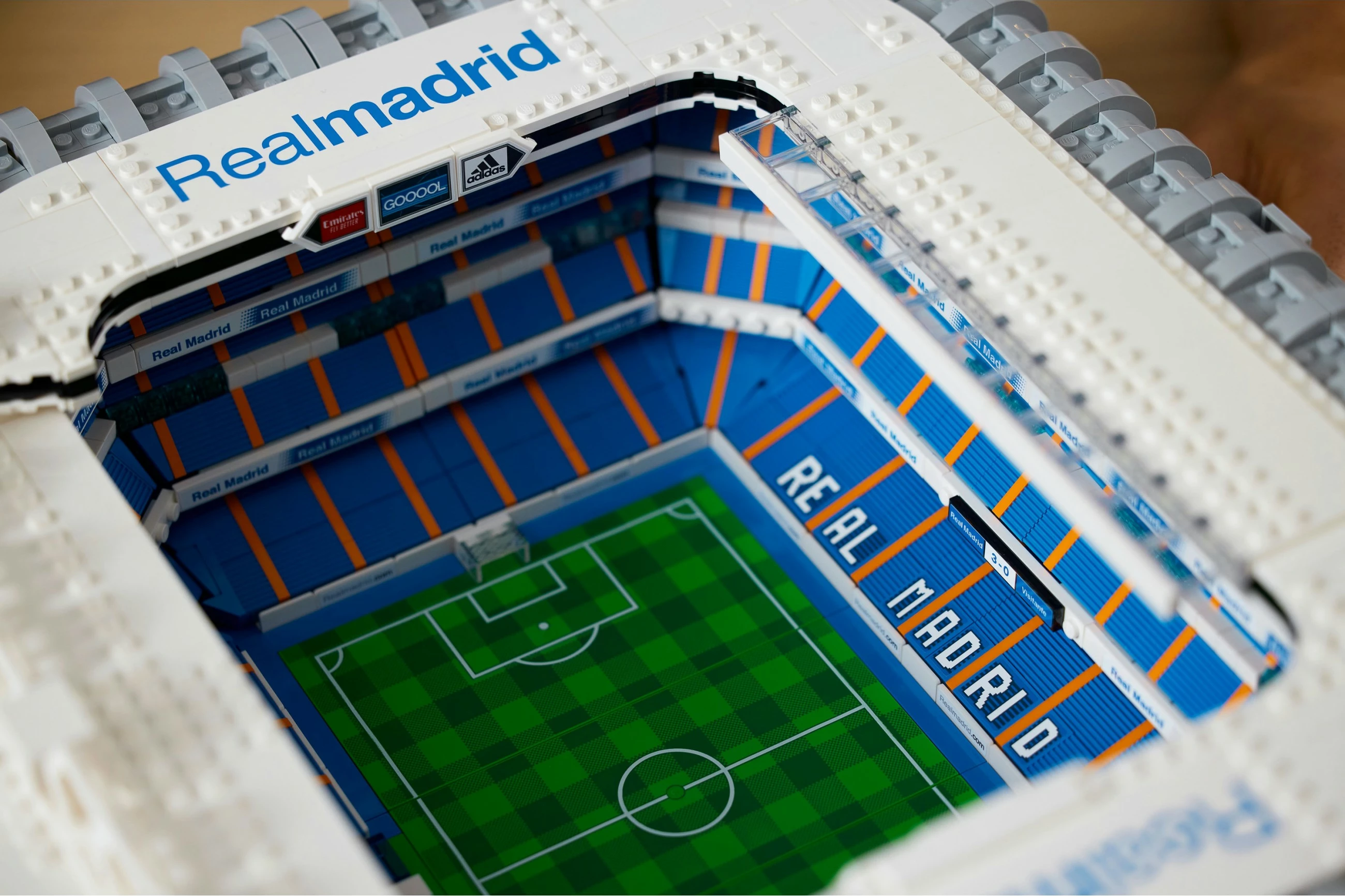 Set ndërtimi LEGO Creator Expert Real Madrid – Santiago Bernabéu Stadium, 5876 copë, plastikë