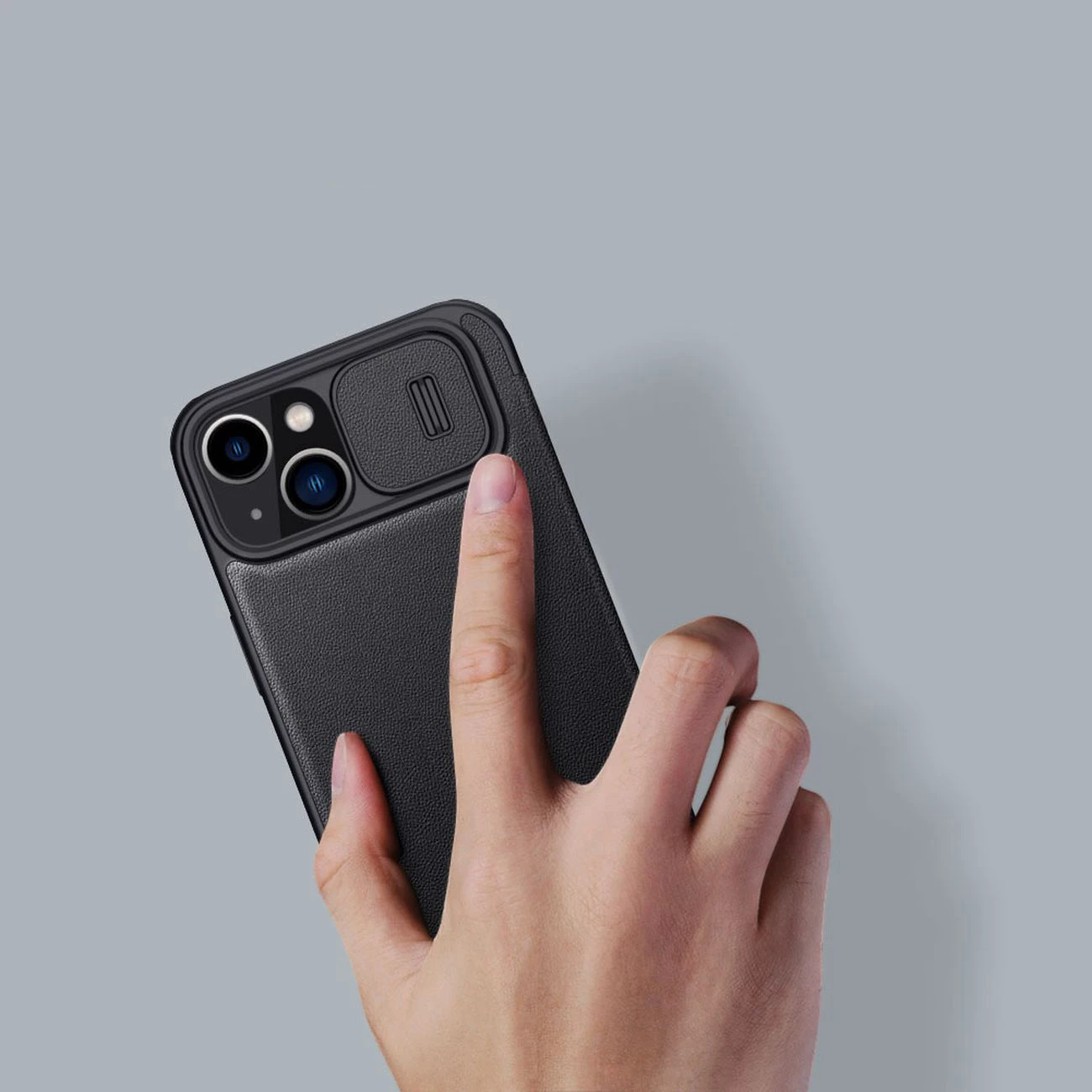 Mbështjellës Nillkin Qin Leather Pro Case për iPhone 14 Plus, me kapak dhe mbrojtje kamere, i zi