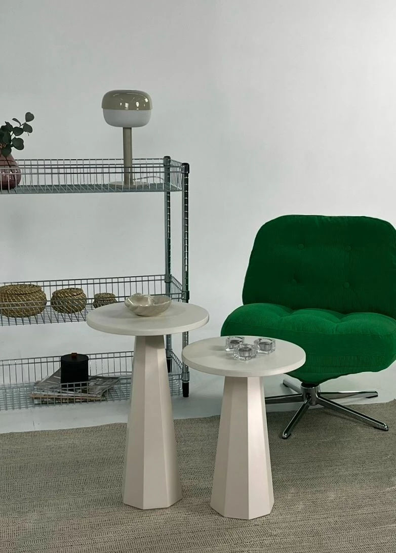 Set tavolinash anësore Skye Decor, Lilyum (57 + 47), krem