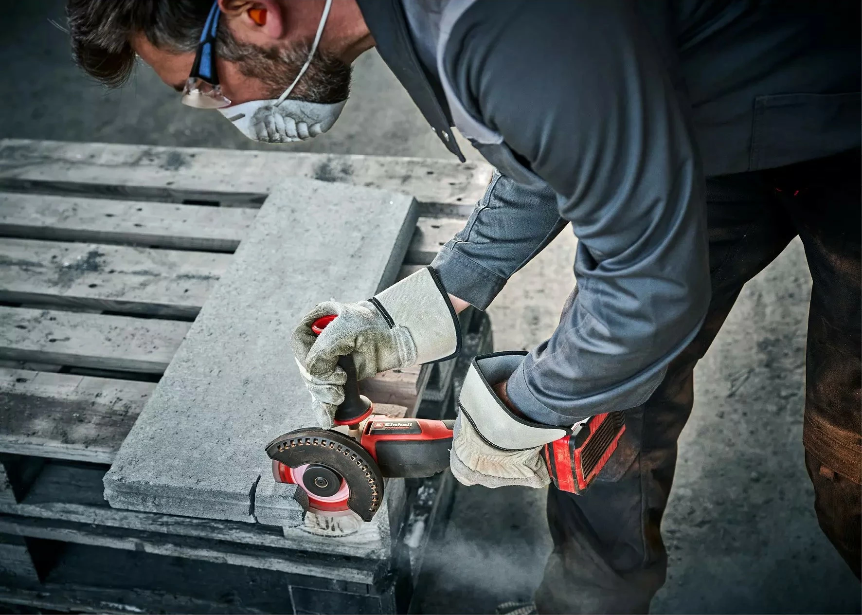 Brushe pa kabllo Einhell AXXIO 18/125 Q, 12.5 cm, e zezë/kuqe