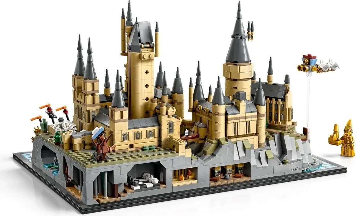 Set LEGO Harry Potter 76419 Hogwarts Castle and Grounds