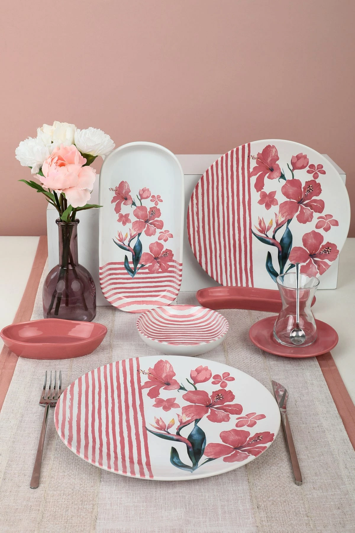 Set mëngjesi 28 pjesësh Hermia Concept, shumëngjyrësh, X0001330400000000000000000