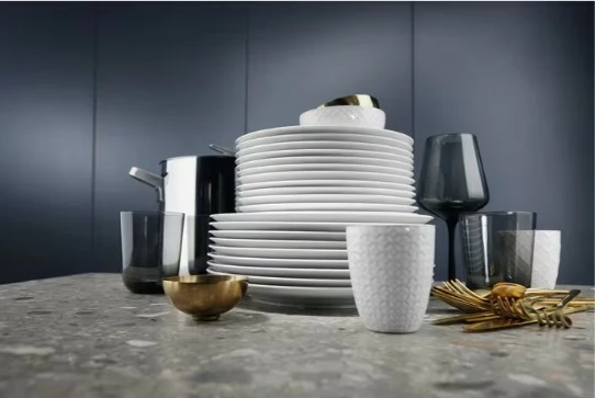 Enëlarëse Electrolux EES47300IX, 13 sete, e bardhë, e integruar