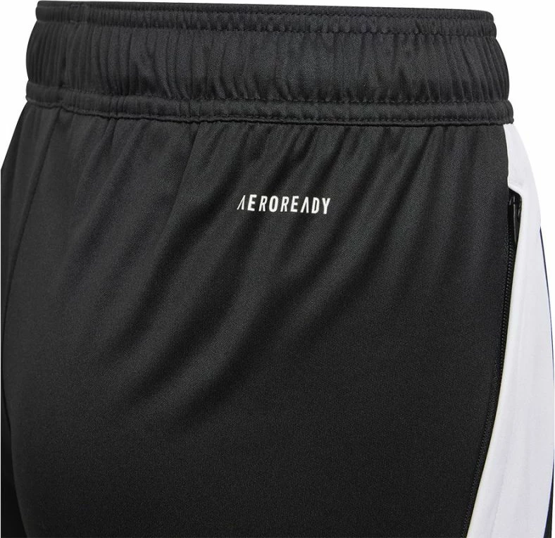 Shorce adidas për fëmijë, të bardha