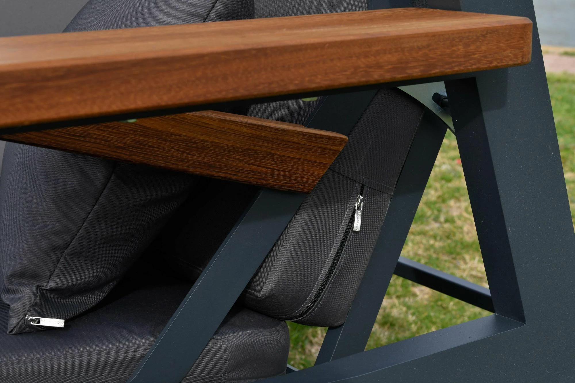 Karrige lëkundëse treshe për kopsht, ngjyrë antracit, Skye Decor Nova 2400