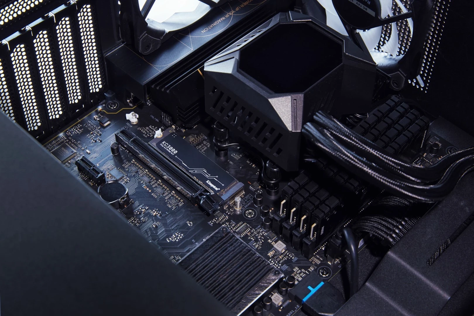 SSD Kingston Technology 512GB KC3000 M.2 2280 NVMe