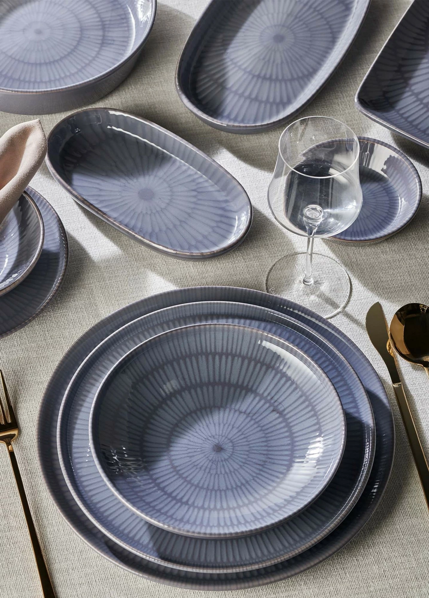 Set pjatash shërbimi (6 copë), Hermia, NON0002
