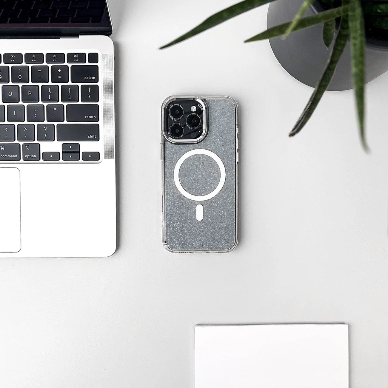 Mbështjellës Wozinsky Glitter Case me MagSafe për Samsung Galaxy S24 FE, i tejdukshëm me shkëlqim