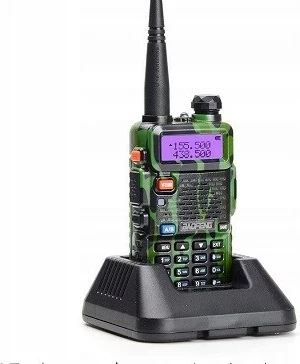 Walkie-talkie BAOFENG UV-5R HTQ Camov, 1800 mAh, Kamuflazh, set me aksesorë