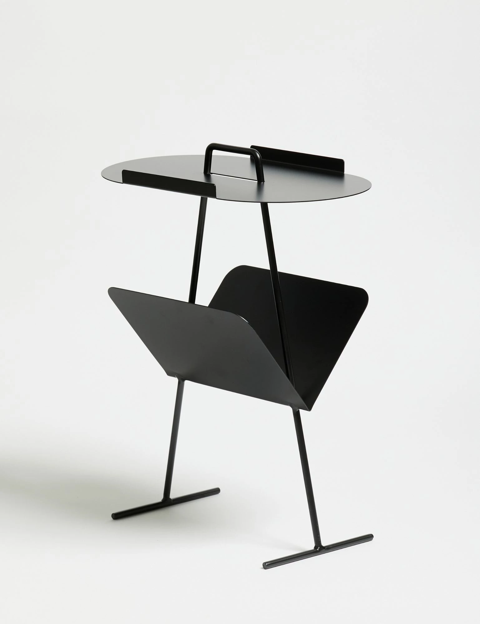 Tavolinë anësore Skye Decor, Goddy, e zezë