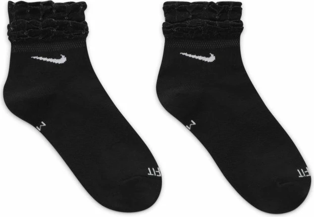 Çorape për stërvitje Nike, të zeza