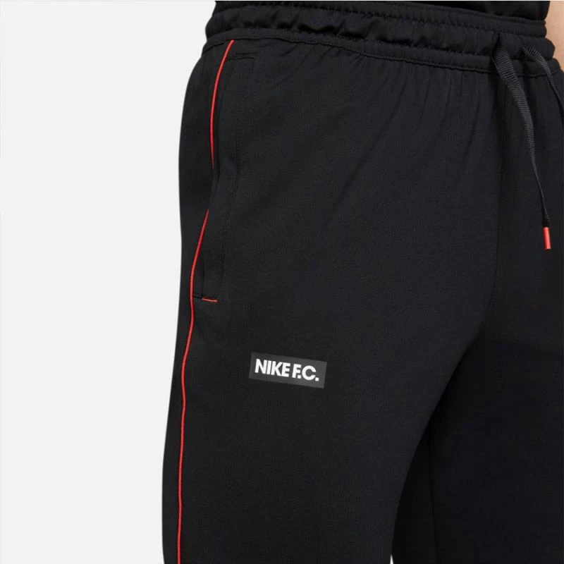Pantallona sportive Nike për meshkuj, të zezë