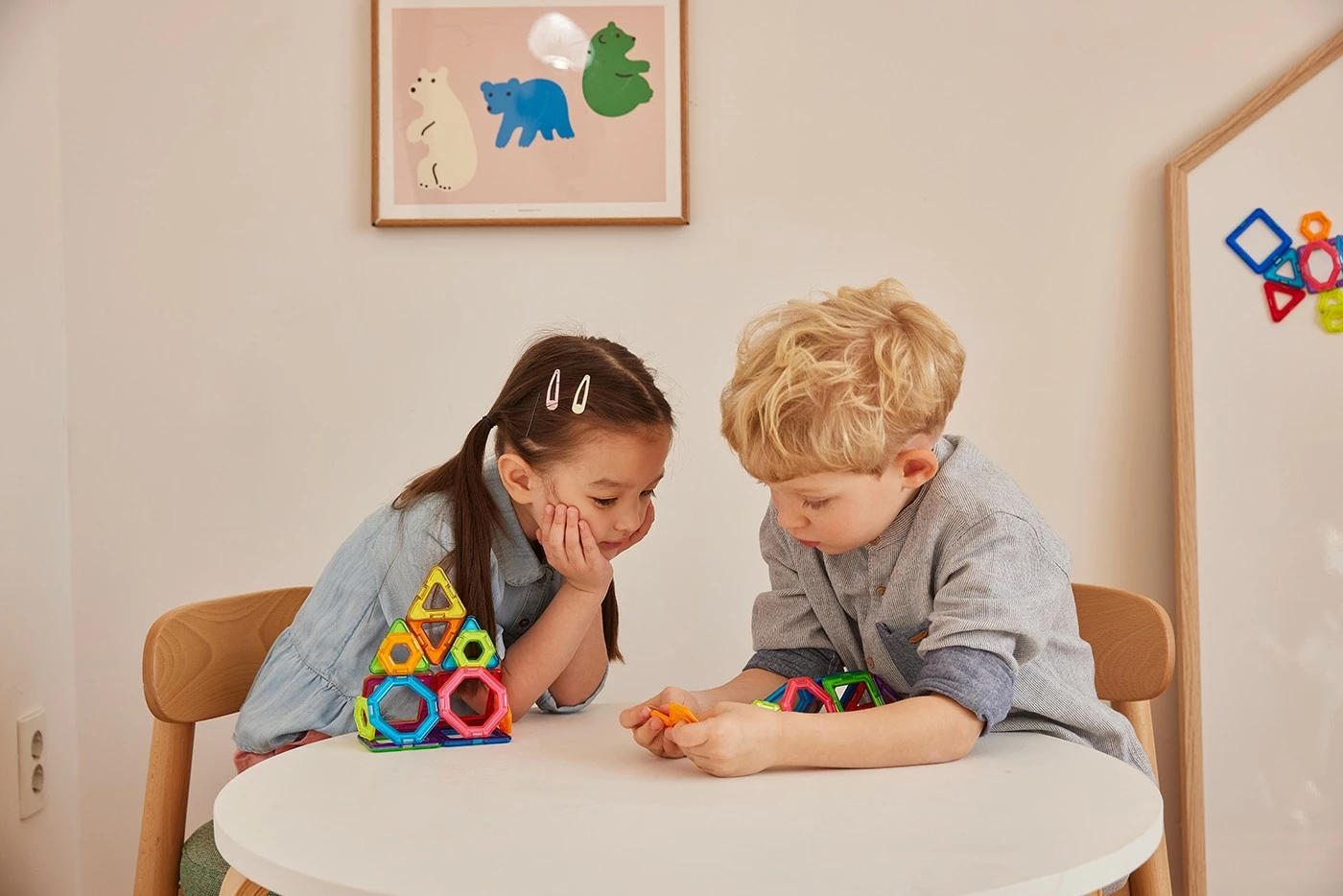 Set lodrash magnetike Magformers Challenger, 14 pjesë, shumëngjyrëshe