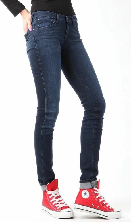 Xhinse femra Wrangler, të kaltra