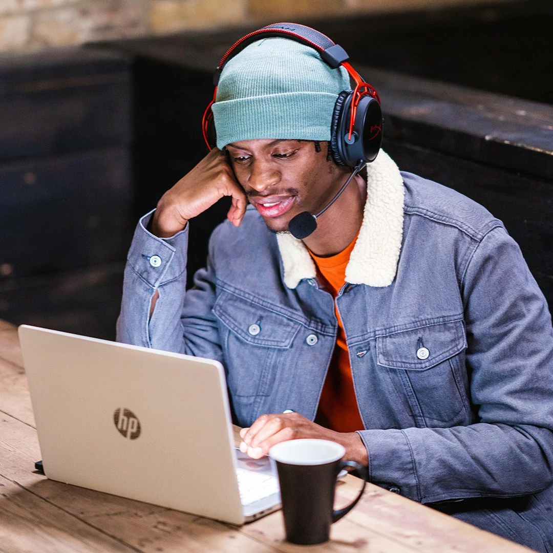 Kufje gaming wireless HyperX Cloud Alpha Wireless (4P5D4AA), bateri 300 orë, mikrofon i shkëputshëm, DTS HeadphoneX, kuqe