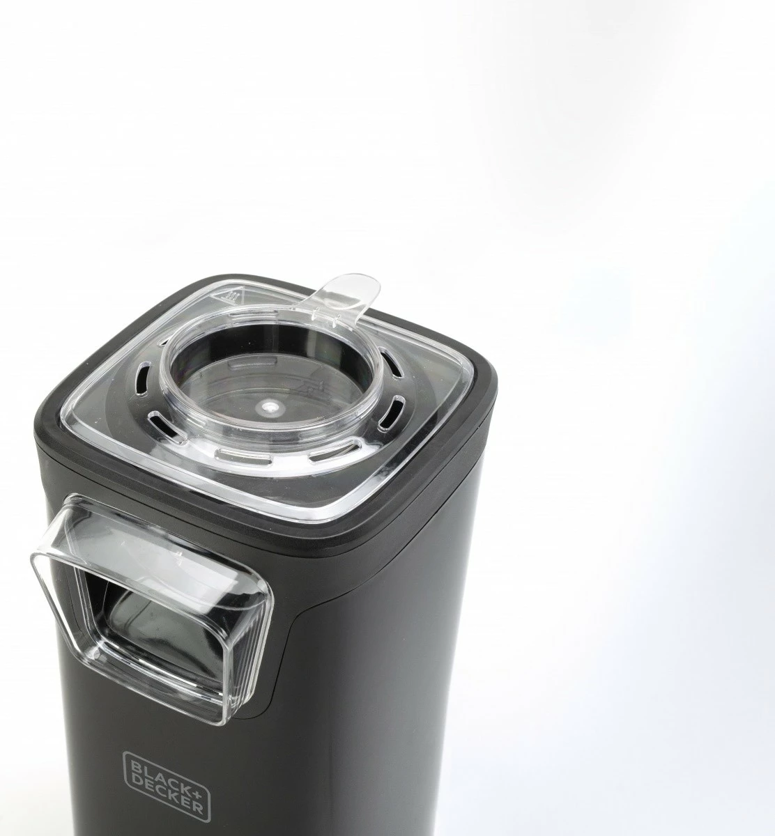 Makine kokoshkash BLACK & DECKER BXPC1100, e zezë