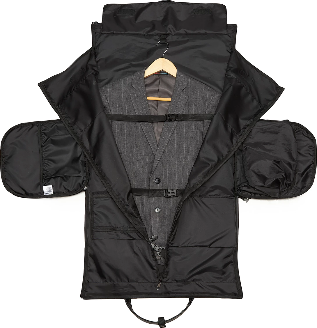 Çantë udhëtimi Wozinsky Premium, 45L, me xhep të lagësht, e zezë