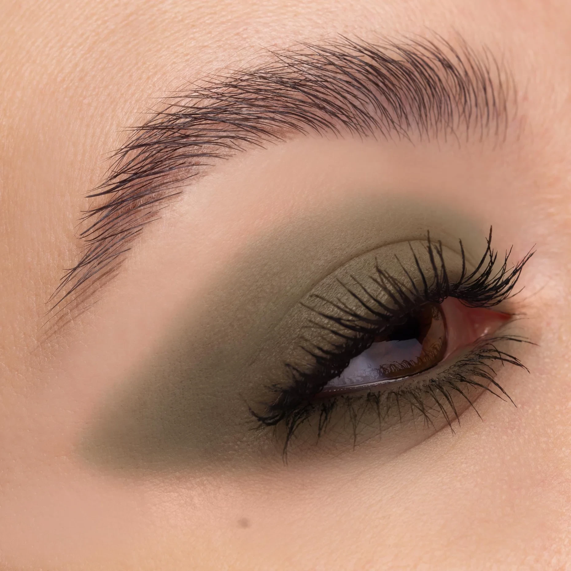 Laps për sy Nabla Cupid's Arrow Longwear Stylo Multi-Purpose Stick Eyeshadow – Shade: Arrow #12 Khaki