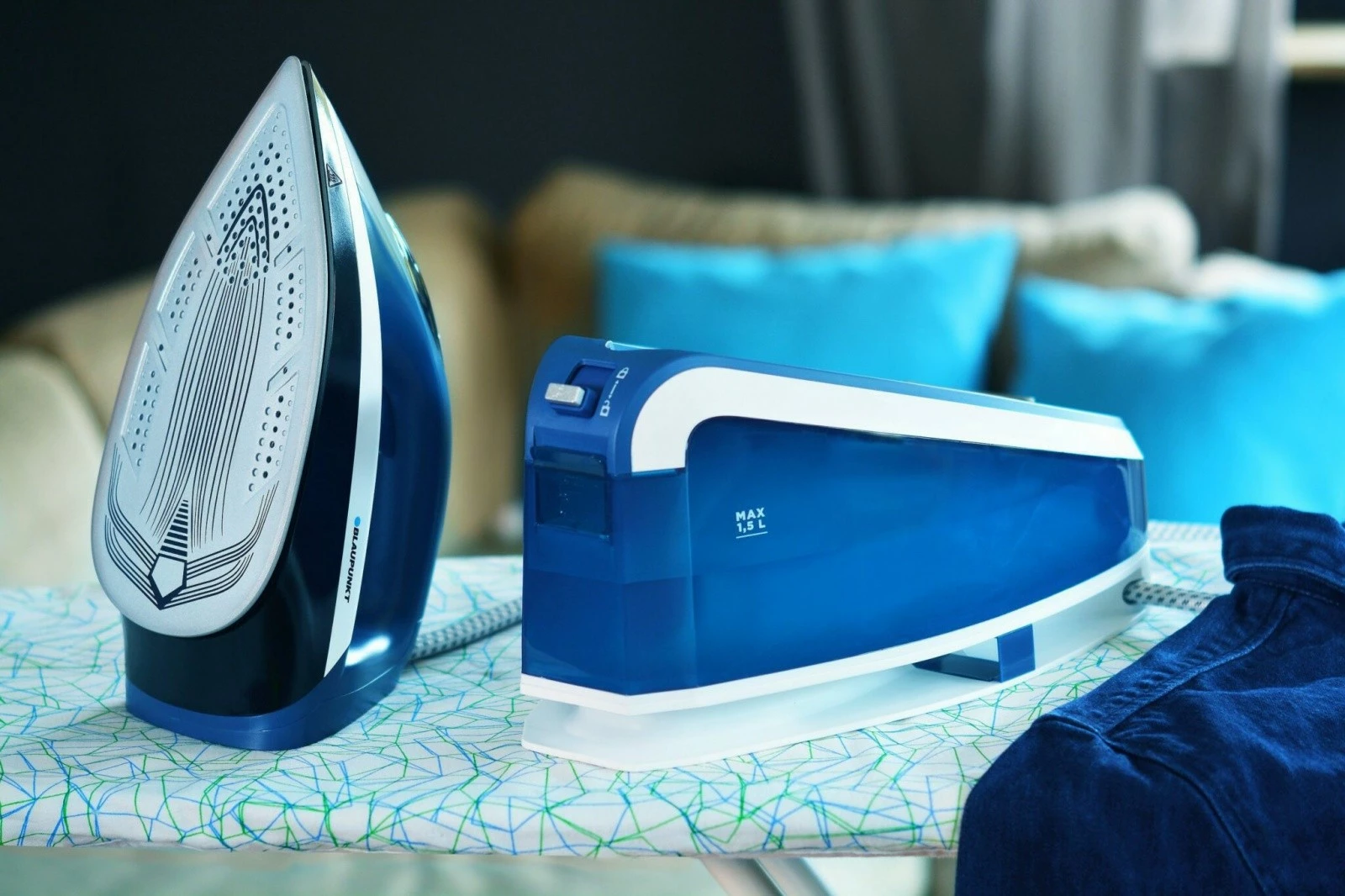 Hekur me avull Blaupunkt SSP701, stacion avulli, 3200W, 1.5L, e zezë/blu/bardhë