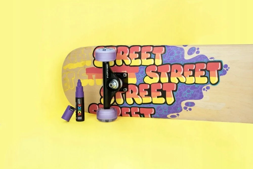 Set markerë dekorativ Uni Posca GIFT METAL TIN, 20 copë (6x PC-1MC, 7x PC-3M, 7x PC-5M), ngjyra të ndryshme