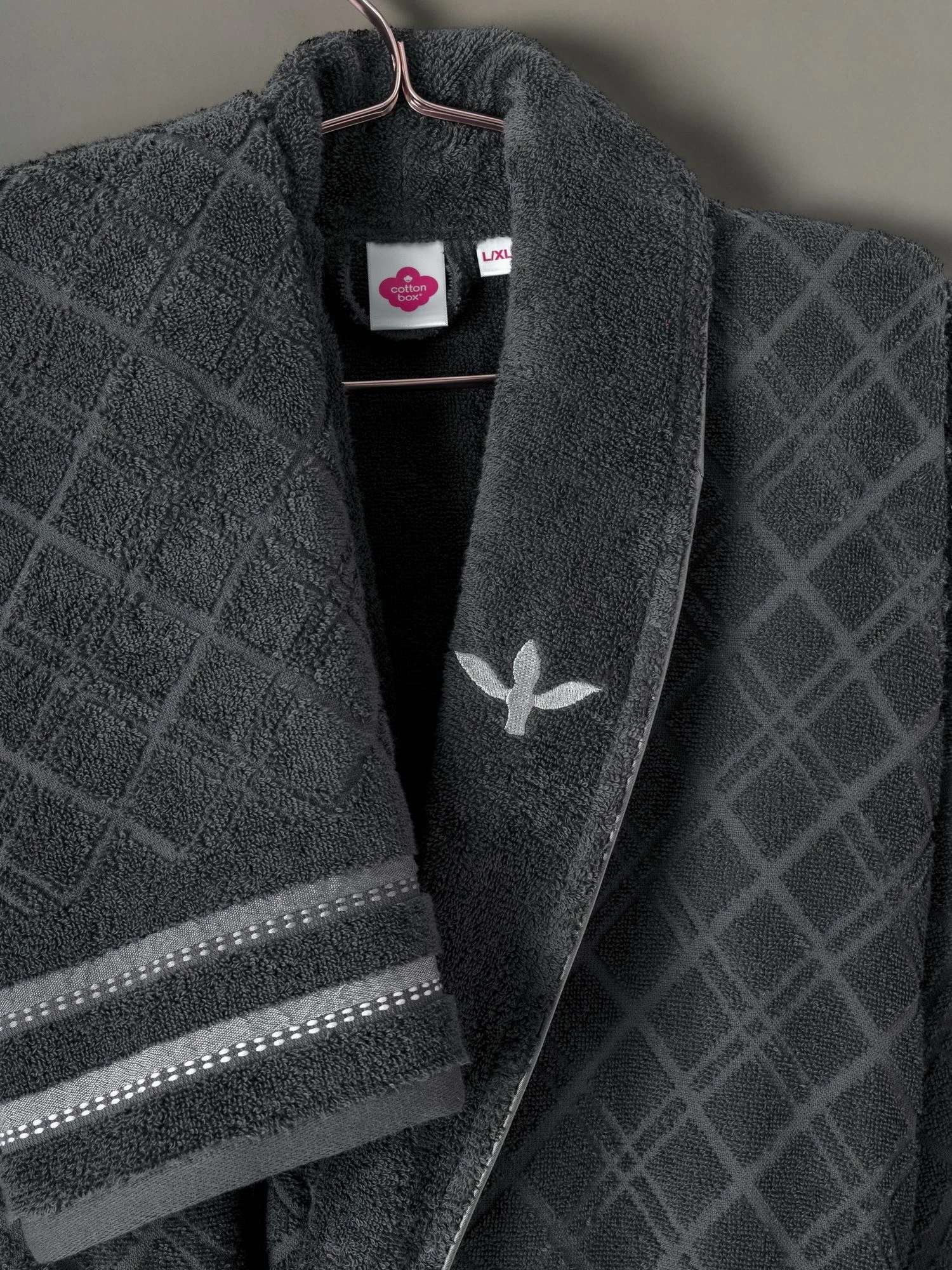 Set familjar për banjo, Mijolnir Carlos, i bardhë dhe antracit