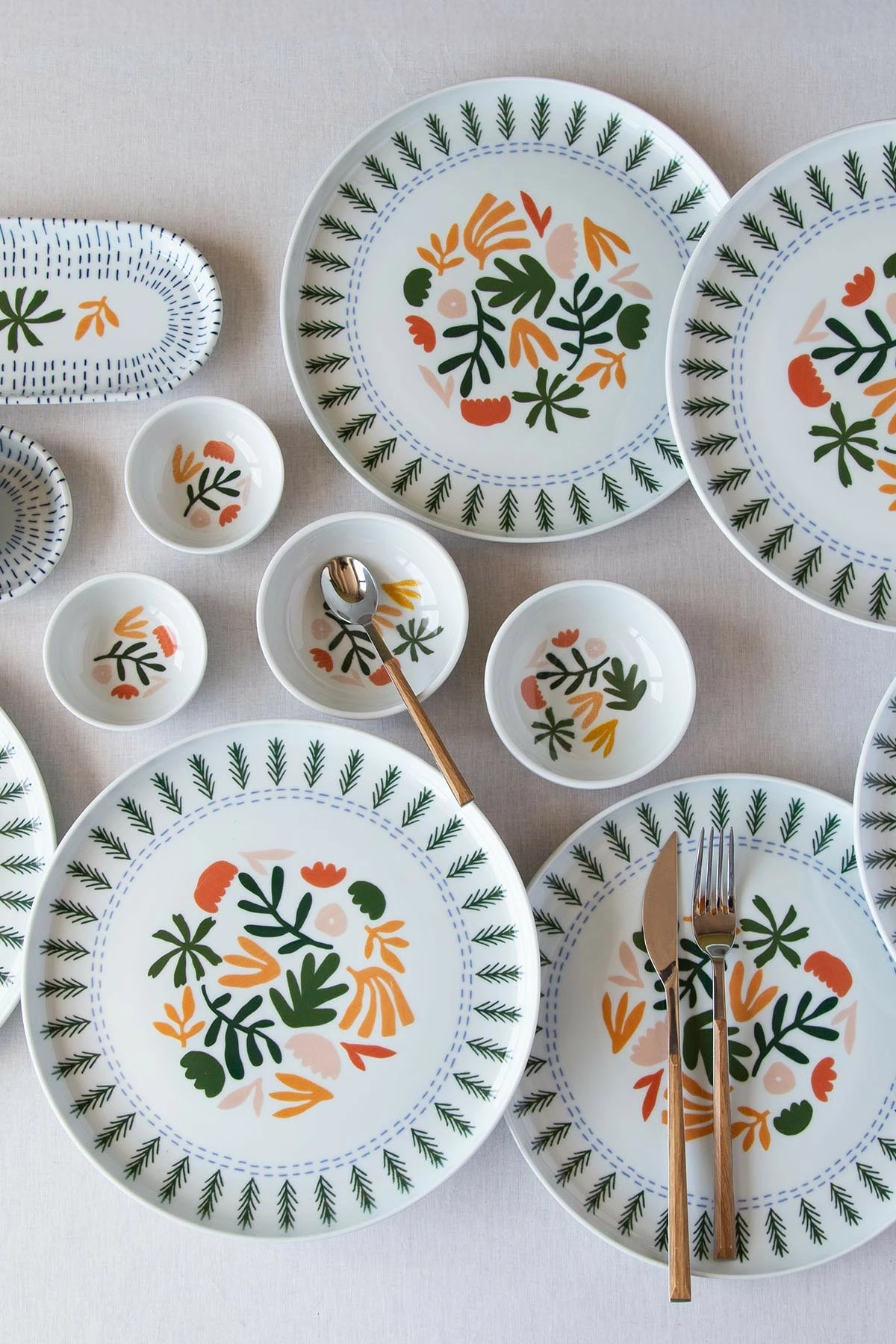 Set mëngjesi 14 pjesësh Hermia Concept, NNMOD14KH880741