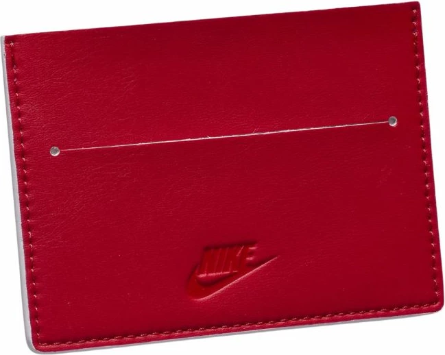 Aksesore Nike për femra dhe meshkuj, të bardha dhe të kuqe