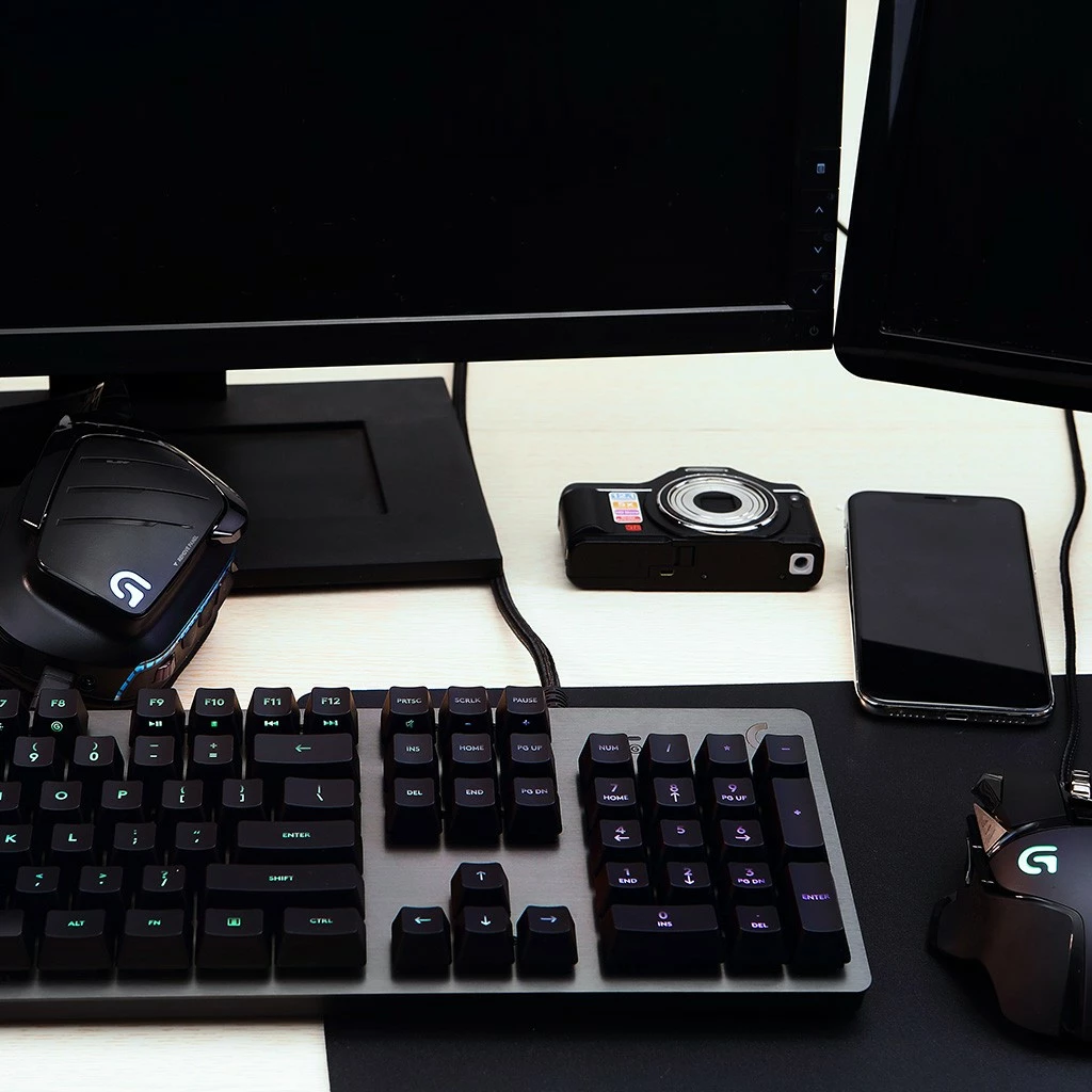 Tastierë mekanike Logitech G512 Carbon, GX Brown, RGB, QWERTZ, me kabllo, karbon