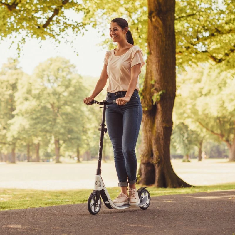 Skuter Globber për meshkuj, femra, fëmijë, i zi