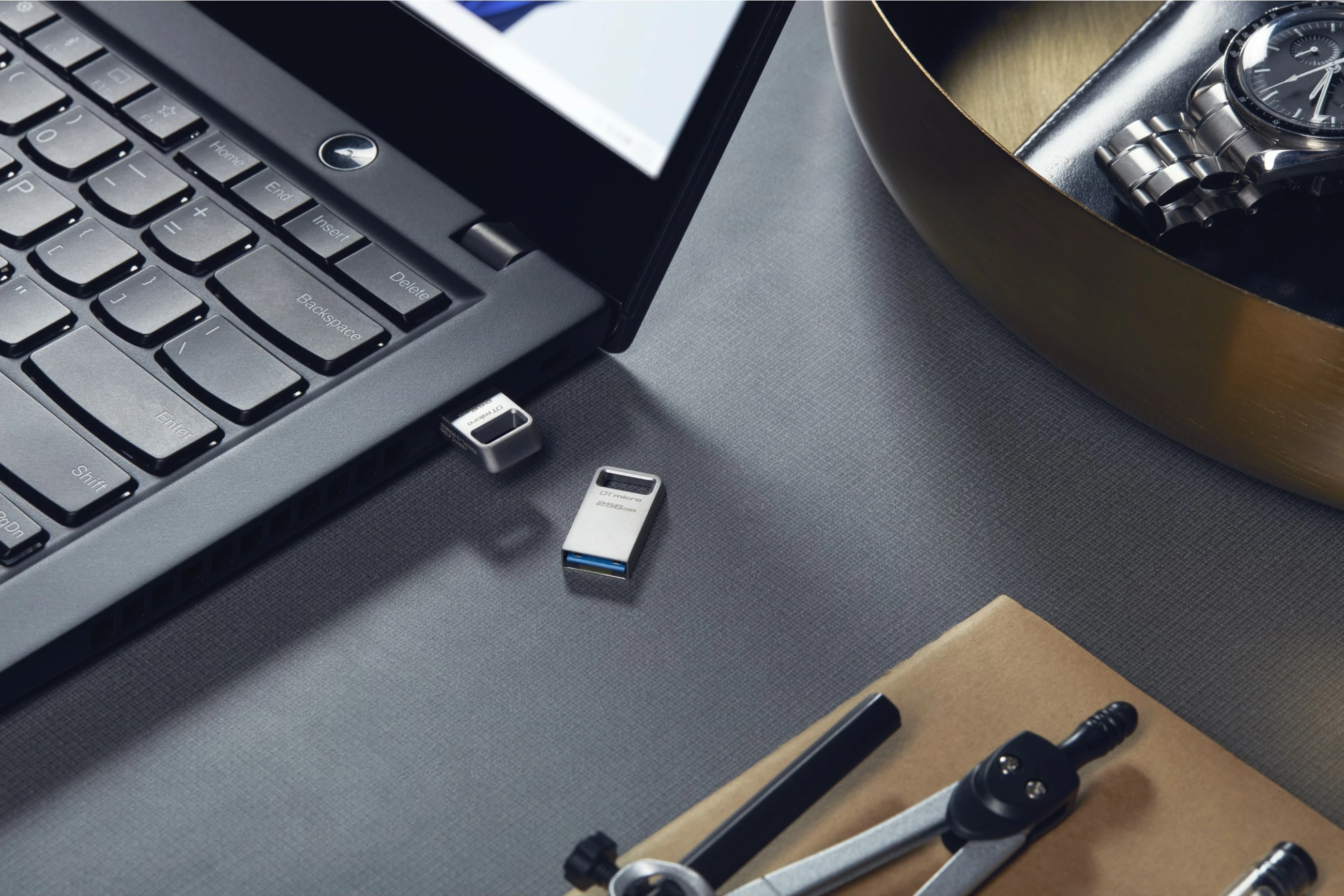 USB Kingston DataTraveler Micro 256GB, USB 3.2, metal, silver