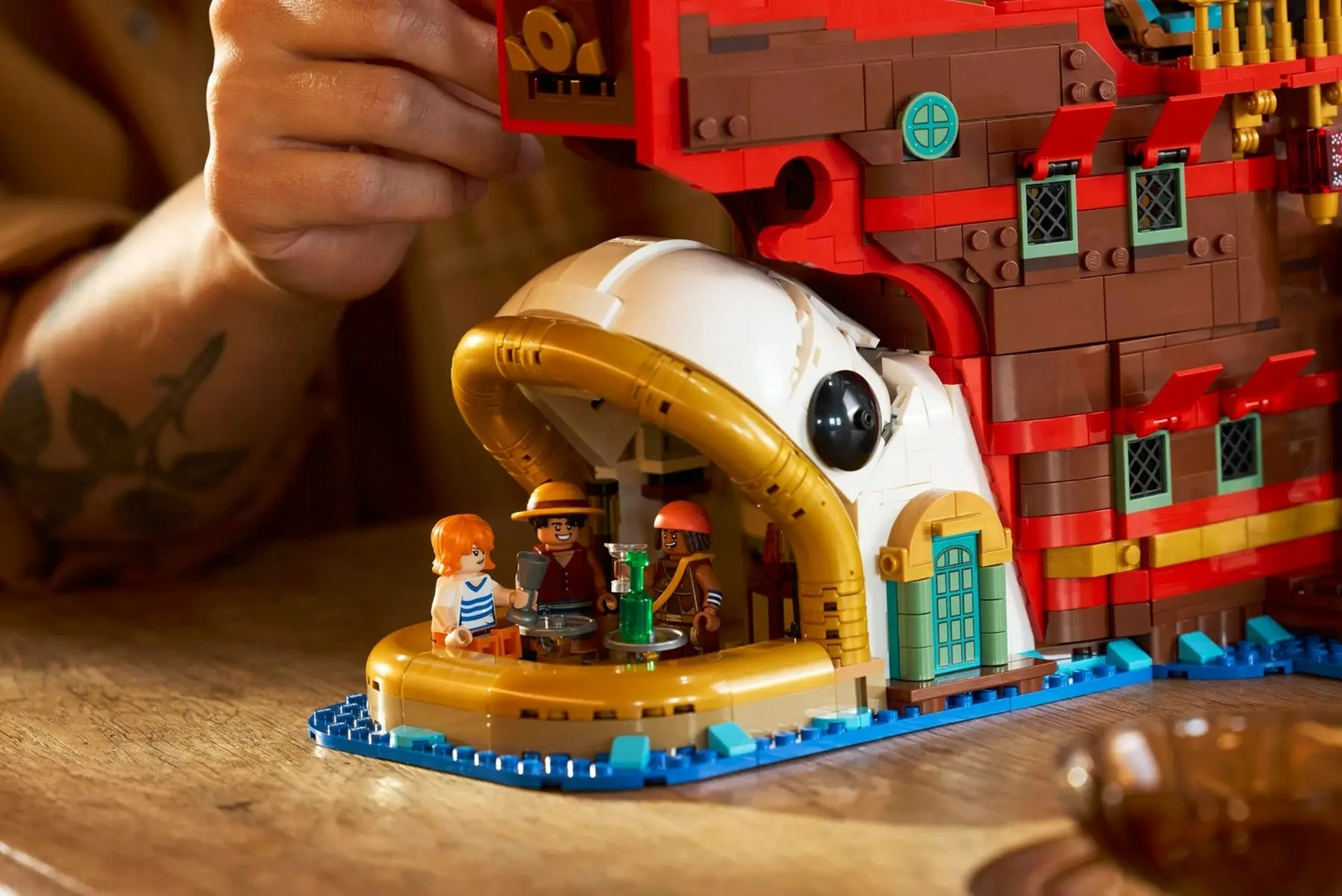 Set LEGO One Piece 75640 The Baratie Floating Restaurant, për të rritur