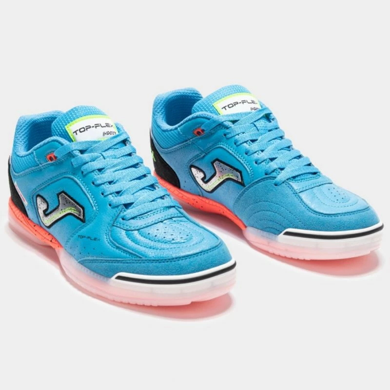 Atlete futbolli Joma për meshkuj dhe femra