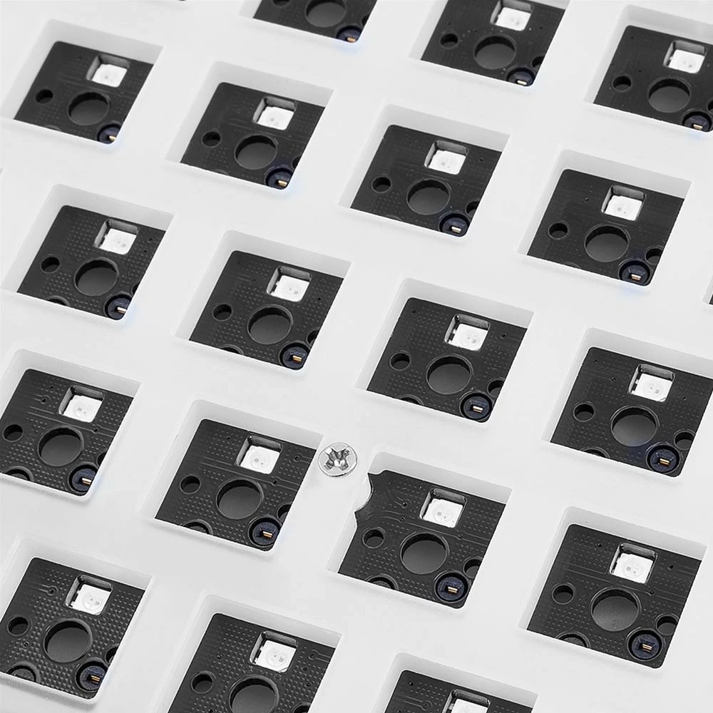 Tastierë mekanike barebone Sharkoon SKILLER SGK50 S3, 75%, RGB, e bardhë