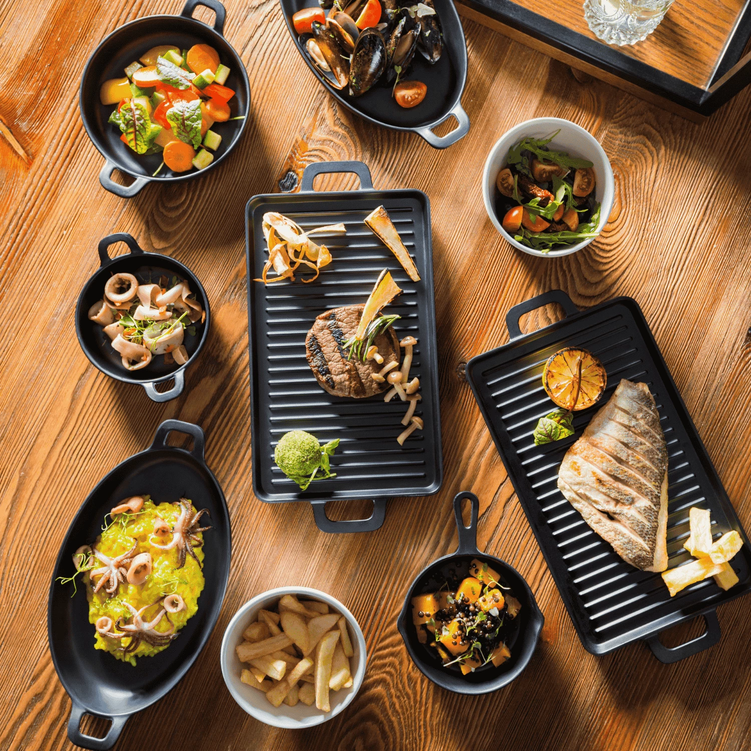 Tigan servirës i vogël melamine, Fine Dine Little Chef, 162x121x30 mm, e zezë