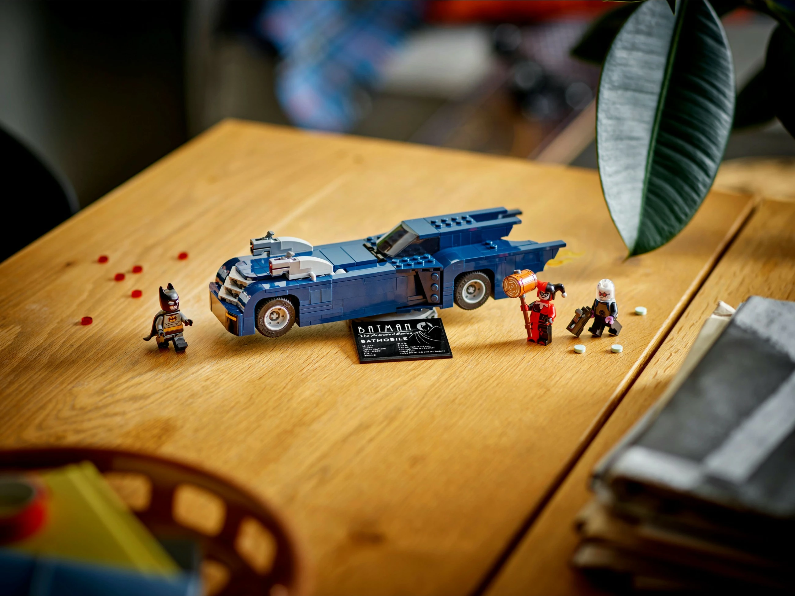 Set ndërtimi LEGO Batman me Batmobile, Harley Quinn dhe Mr. Freeze, 435 pjesë